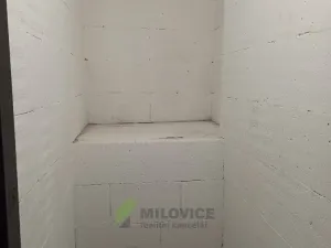 Prodej bytu 1+1, Milovice, Višňová, 34 m2