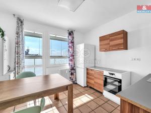 Prodej bytu 3+1, Pardubice - Cihelna, Kunětická, 71 m2