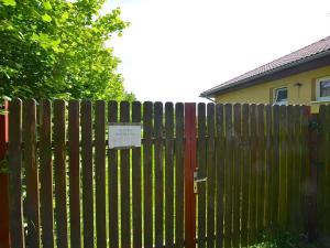 Prodej pozemku pro bydlení, Mníšek pod Brdy, Na Madlenkách, 878 m2