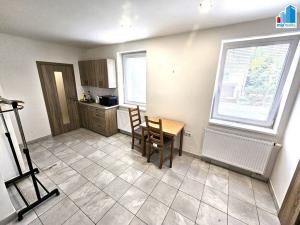 Pronájem bytu 1+kk, Plzeň - Lobzy, Republikánská, 30 m2