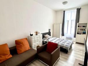 Pronájem bytu 2+kk, Praha - Vinohrady, Rumunská, 47 m2