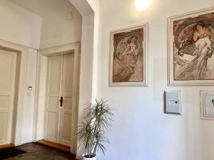 Pronájem bytu 2+kk, Praha - Vinohrady, Rumunská, 47 m2