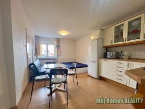 Pronájem bytu 3+kk, Praha - Staré Město, Staroměstské náměstí, 80 m2