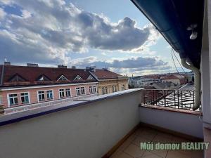 Pronájem bytu 3+kk, Praha - Staré Město, Staroměstské náměstí, 80 m2