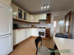 Pronájem bytu 3+kk, Praha - Staré Město, Staroměstské náměstí, 80 m2