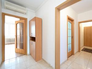 Prodej bytu 3+1, Praha - Modřany, Botevova, 74 m2