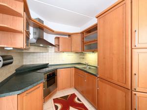 Prodej bytu 3+1, Praha - Modřany, Botevova, 74 m2