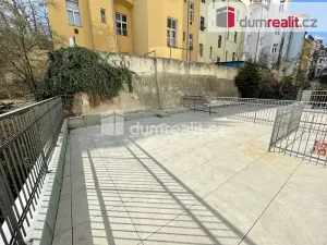 Pronájem bytu 1+kk, Praha - Smíchov, Radlická, 25 m2