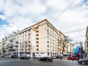 Pronájem bytu 1+1, Praha - Vinohrady, Vinohradská, 49 m2