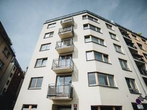 Pronájem bytu 2+kk, Praha - Vršovice, Pod stupni, 56 m2