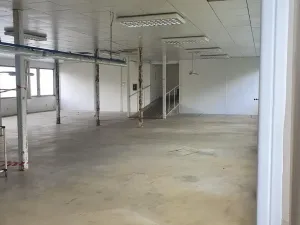 Pronájem komerční nemovitosti, Korozluky, 400 m2