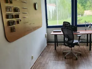 Pronájem komerční nemovitosti, Korozluky, 400 m2