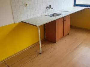 Pronájem komerční nemovitosti, Korozluky, 400 m2