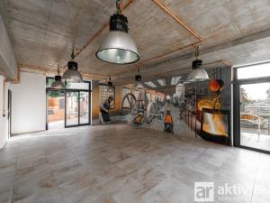 Pronájem obchodního prostoru, Praha - Horní Počernice, Šplechnerova, 526 m2