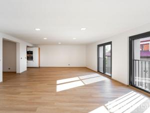 Pronájem obchodního prostoru, Praha - Horní Počernice, Šplechnerova, 526 m2