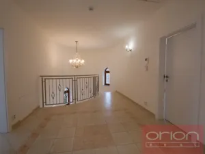 Pronájem rodinného domu, Praha - Nebušice, Nebušická, 243 m2