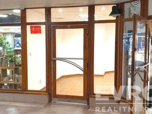Pronájem obchodního prostoru, Vrchlabí, Krkonošská, 22 m2