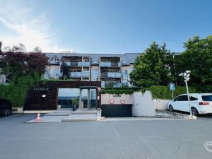 Prodej bytu 3+kk, Praha - Hrdlořezy, Mezilehlá, 118 m2