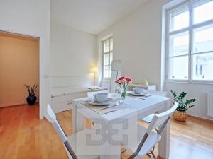 Pronájem bytu 1+kk, Praha - Nové Město, Řeznická, 31 m2