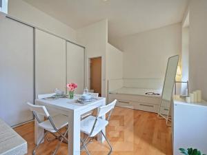 Pronájem bytu 1+kk, Praha - Nové Město, Řeznická, 31 m2