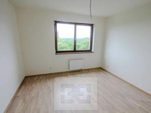Pronájem bytu 2+kk, Praha - Hrdlořezy, Učňovská, 49 m2