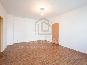 Pronájem bytu 2+1, Skřivany, Sloupenská, 56 m2