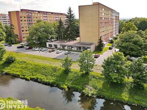 Pronájem obchodního prostoru, Chrudim, U Stadionu, 130 m2