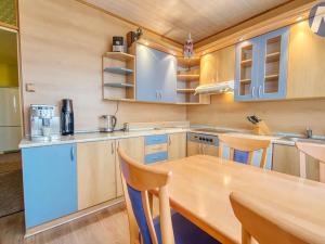 Prodej bytu 3+1, Pernarec, 85 m2