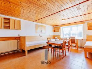 Pronájem komerční nemovitosti, Lažánky, 500 m2