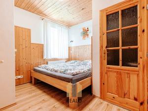 Pronájem komerční nemovitosti, Lažánky, 500 m2