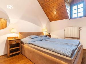 Prodej bytu 6+kk a větší, Bříství, 375 m2