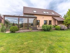 Prodej bytu 6+kk a větší, Bříství, 375 m2