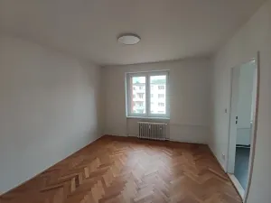 Pronájem bytu 2+1, Praha - Hloubětín, Mochovská, 54 m2