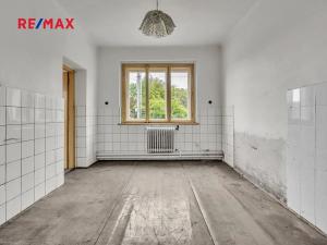 Prodej rodinného domu, Svatá, 265 m2
