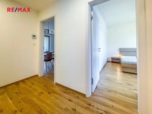 Pronájem bytu 2+kk, Praha - Nusle, Muzikova, 62 m2