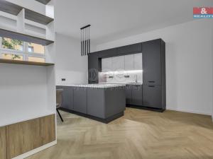 Prodej bytu 2+kk, Praha - Hloubětín, Konzumní, 45 m2