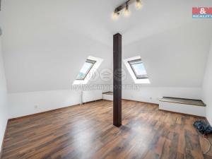 Prodej rodinného domu, Plzeň, K Pecihrádku, 218 m2