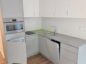 Prodej bytu 1+kk, Praha - Kobylisy, Pakoměřická, 27 m2