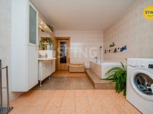 Prodej rodinného domu, Baška, 200 m2
