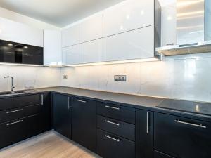 Pronájem bytu 3+kk, Praha - Dolní Měcholupy, Honzíkova, 98 m2