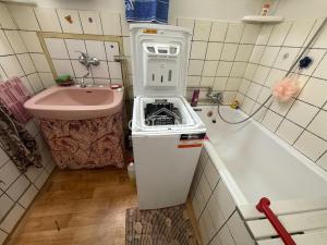 Prodej bytu 2+1, Chomutov, Palachova, 62 m2