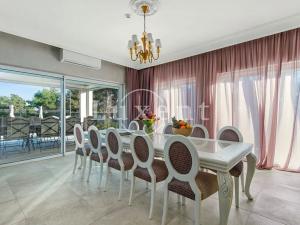 Prodej vily, Šibenik, Chorvatsko, 530 m2