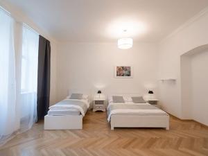 Pronájem bytu 3+kk, Praha - Nové Město, Lípová, 85 m2
