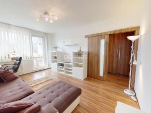 Prodej bytu 2+1, Jirkov, Červenohrádecká, 64 m2