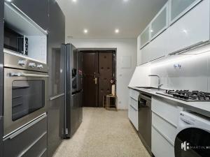 Pronájem bytu 4+kk, Praha - Karlín, U nádražní lávky, 115 m2