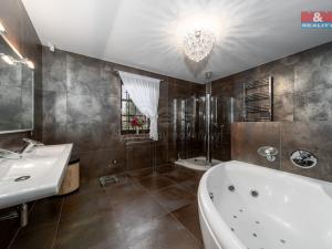 Prodej rodinného domu, Tichá, 420 m2