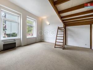 Pronájem bytu 1+1, Děčín - Děčín I-Děčín, Sládkova, 46 m2