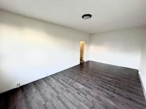 Pronájem bytu 2+1, Chomutov, Holešická, 61 m2