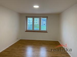 Pronájem bytu 2+1, Opava - Předměstí, náměstí Svaté Hedviky, 57 m2