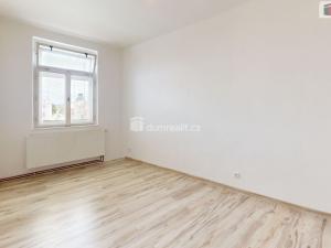 Pronájem bytu 2+1, Opava - Město, Dolní náměstí, 76 m2
